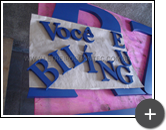 Produção das letras caixa em aço galvanizado com pintura para escola Wizard com tratamento e pintado na cor azul no formato de caixa alta