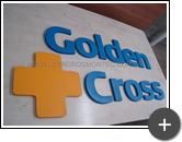 Produção do letreiro galvanizado com letra e logotipo para Golden Cross