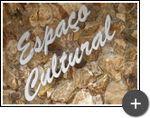 Letreiro sofisticado com letras de aço - Espaço Cultural