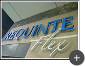 Letreiro de aço para Requinte Flex