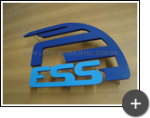 Letreiro em aço galvanizado com formato inovador