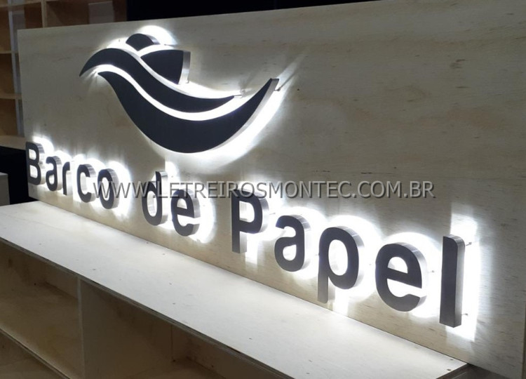Letreiro Aço Inox com leds indireto