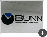 Letreiro acrílico interno para escritórios