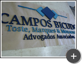 Letreiro para escritório em acrílico alto relevo