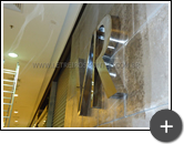 Instalação do letreiro da Vila Romana em lojas de Shoppings da cidade de São Paulo e também em todo o Brasil