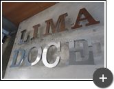 Letreiro para loja no interior de São Paulo Lima Doce em produção sendo em aço inox polido