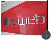 Escritório da Taxweb, produzido e instalado