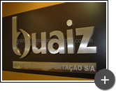 Letreiro para escritório de importação e exportação - Buaiz