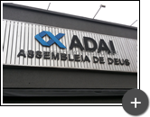 Letreiro da igreja ADAI - Assembléia de Deus com logotipo e letras fabricadas e instaladas na fachada